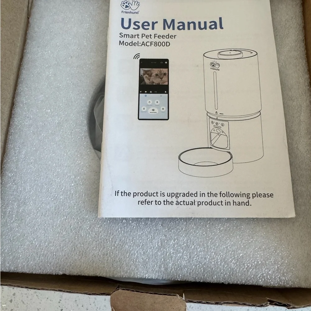 NIB Frienhund Smart Pet Feeder with Camera